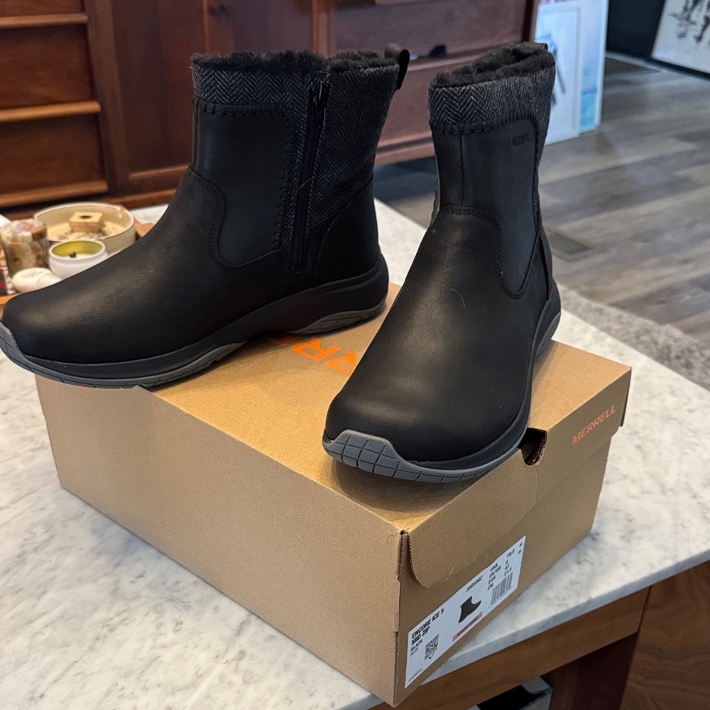 Merrell Women's Black Waterproof Mid-Calf Winter Boots